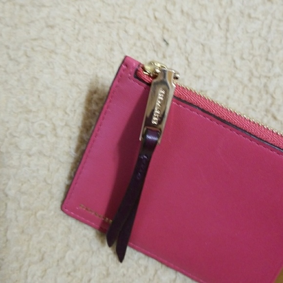 Authentic COACH Leather Wallet - Picture 5 of 6